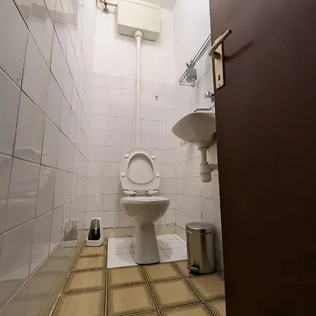 Bose Apartment