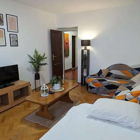 Bose Apartment *